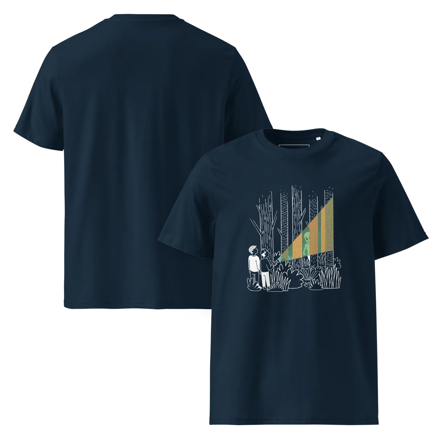 Alien im Wald – T-Shirt aus Bio Baumwolle
