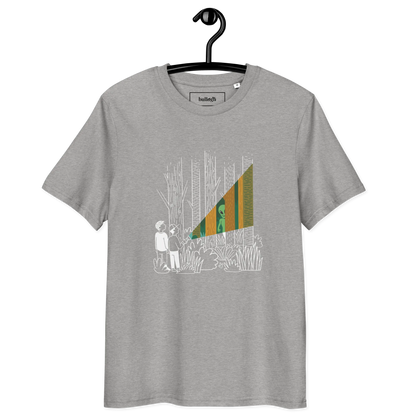 Alien im Wald – T-Shirt aus Bio Baumwolle
