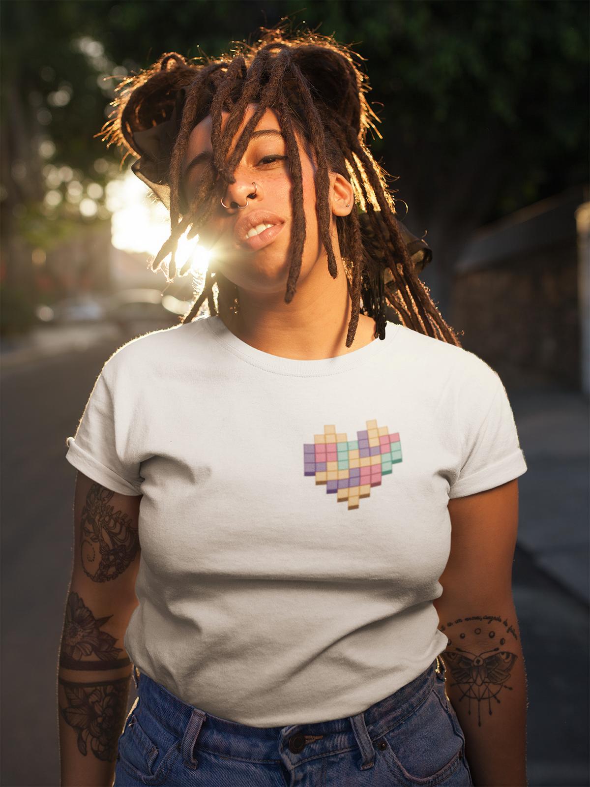 Gaming-Shirt „Pixel Heart“ – Bio, öko & pixelverliebt