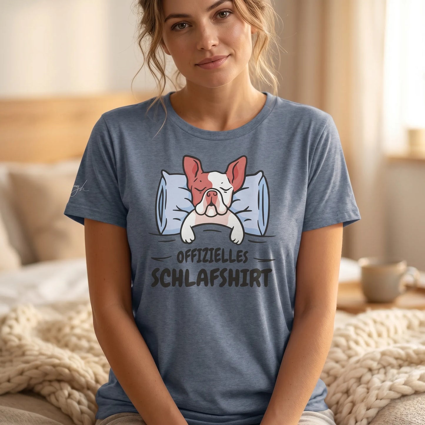 Stylisches Bio-Nachthemd mit süßem Frenchie Design – Perfektes Schlafshirt für Nachteulen.