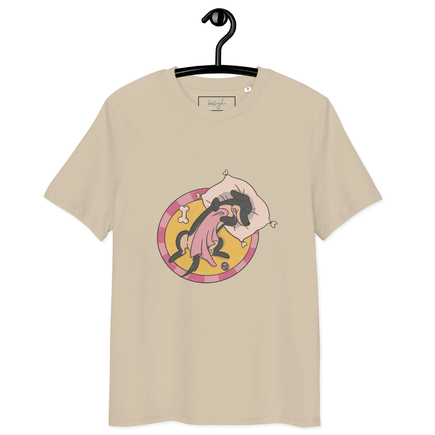 Hund im Körbchen – Bio-Schlafshirt für Hundeliebhaber