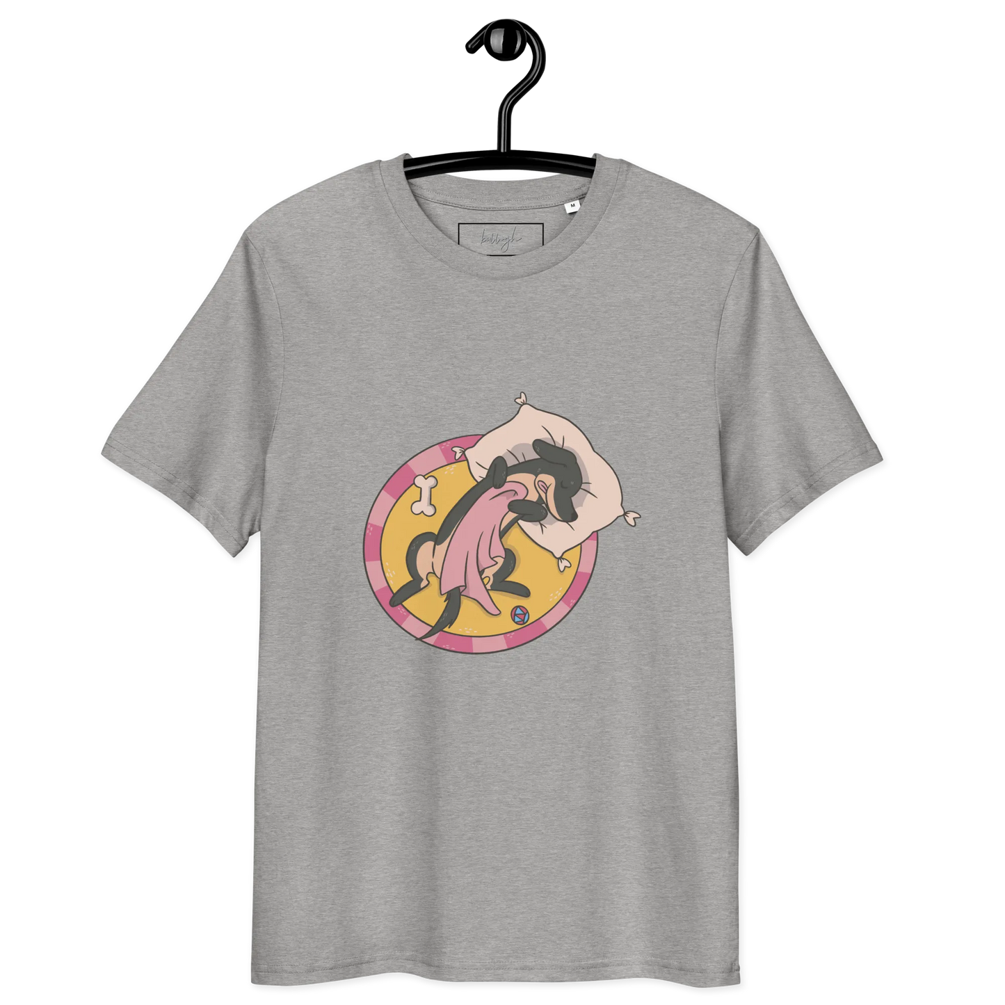 Hund im Körbchen – Bio-Schlafshirt für Hundeliebhaber